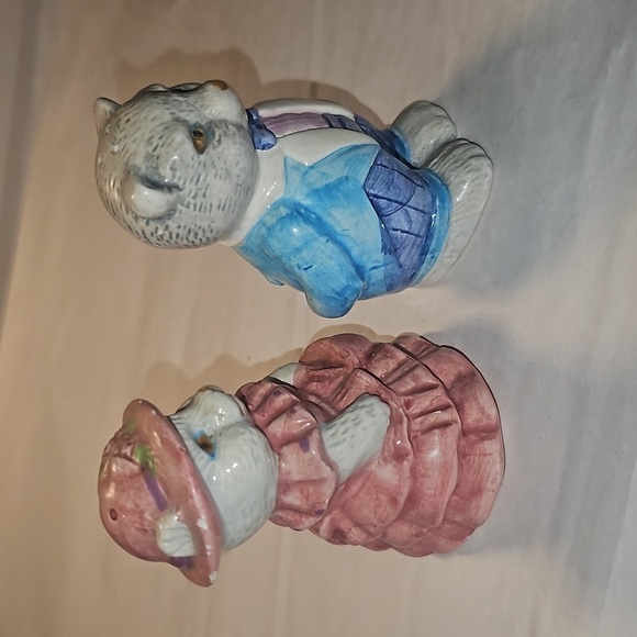 Cat Salt and Pepper Shakers - Picture 2 of 7